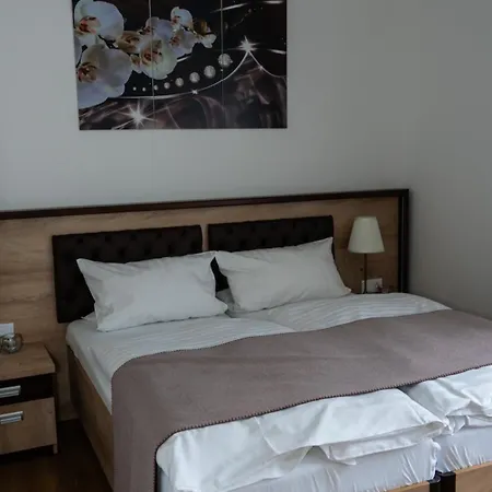 Otel National *